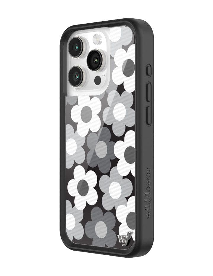 PRSC2015P-Priscilla-iPhone-15-Pro-Case-02_82d3023c-b2c7-4c7a-a200-39ee6862219a.jpg