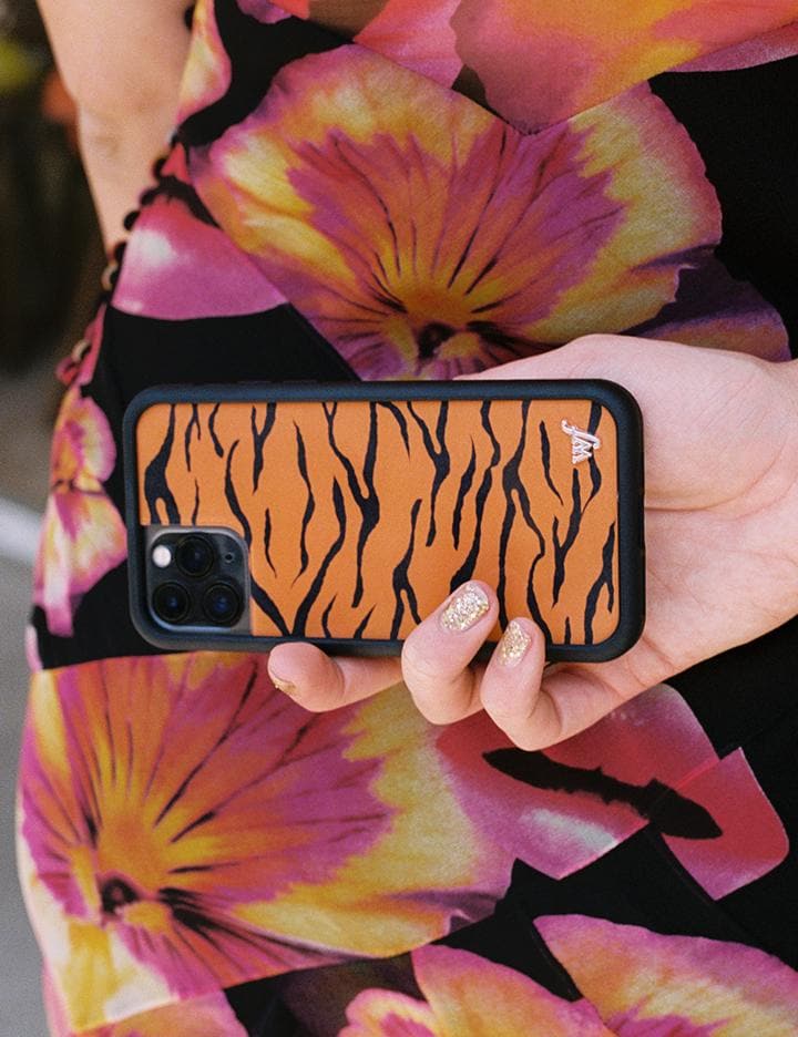 TGER-Tiger-Wildflower-Cases-02_ab11d63e-f0aa-47a2-85cd-6f1db8e76243.jpg