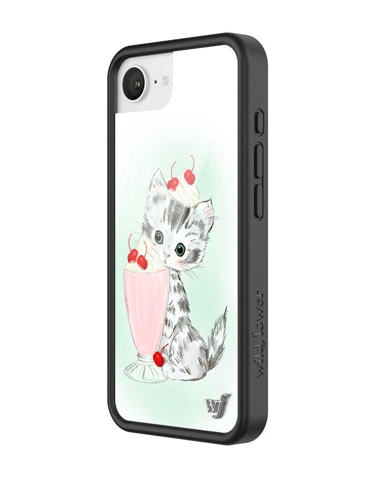 MLKS2016e-Kitty-Shake-iPhone-16e-Case-02.jpg