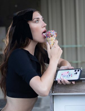 Kitty Shake iPhone Case